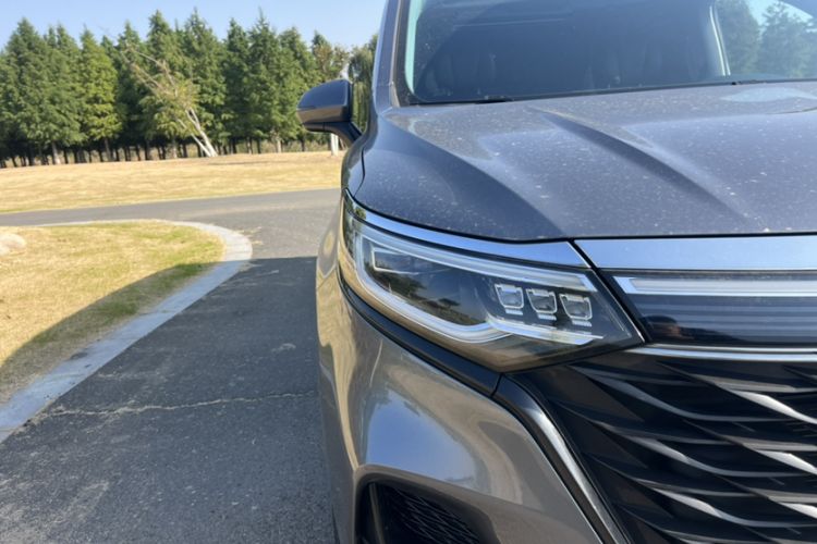 Used Roewe iMAX8 2022 400TGI Flagship Edition