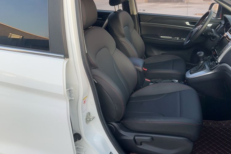 Used Haval M6 2018 Revised Version 1.5T DCT Two-Wheel Drive Elite Edition
