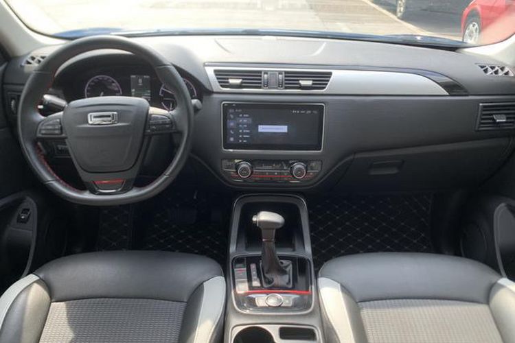 Used Qoros 5 2018 Revised 1.6T Automatic Luxury Version
