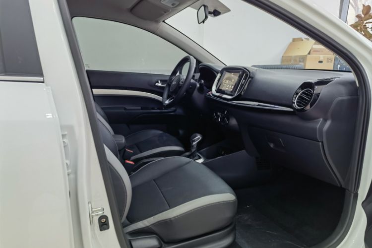 Used Kia kx1 Stonic 2021 1.4L CVT Fun Edition
