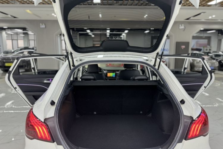 Used MG 6 2020 1.5T Automatic Trendsetting Luxury Edition