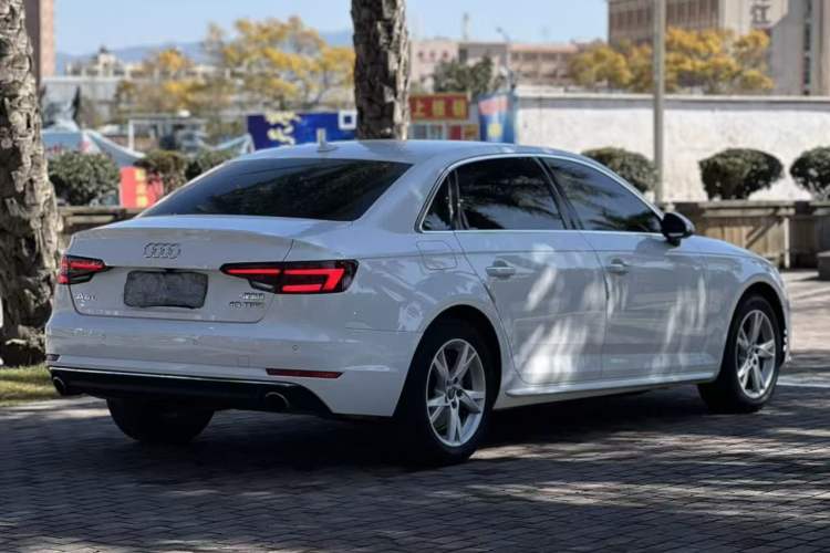 Used Audi A4L 2018 30th Anniversary Edition 40 TFSI Trendy Model