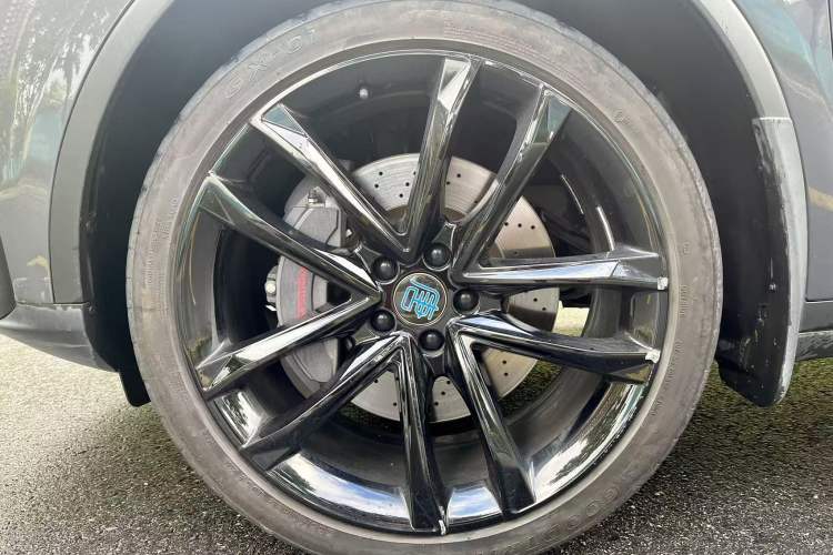 Used BYD Tang New Energy 2021 DM 2.0T Four-Wheel Drive High-Performance Flagship Model
