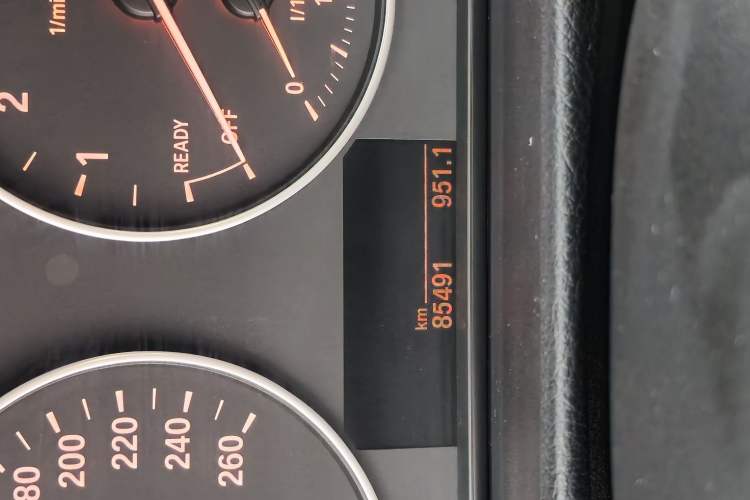 Used BMW 3 Series 2017 320Li Fashion Model
