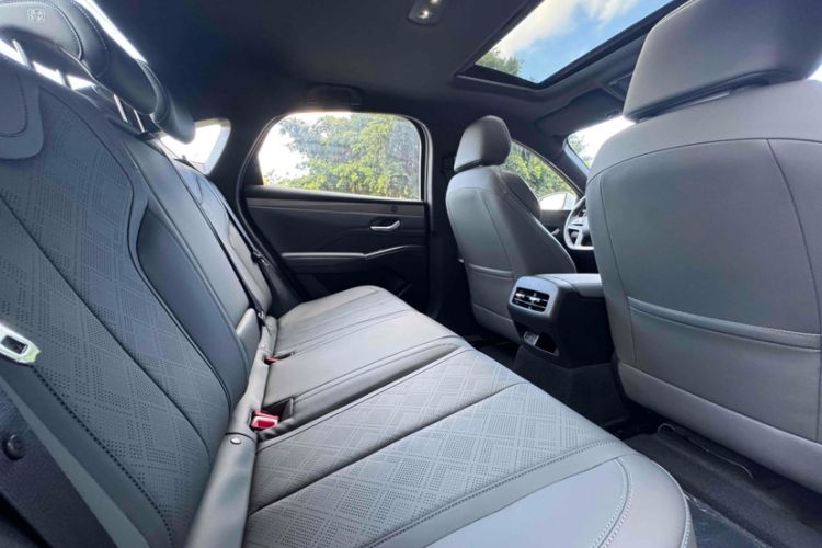 Used BYD Qin PLUS 2025 DM-i Smart Drive 55KM Beyond Model
