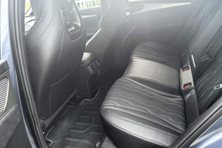 Used BYD Seal 06 New Energy 2024 DM-i 120KM Flagship Model
