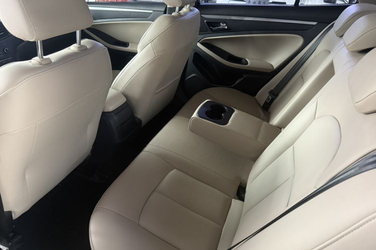 Used Bestune B70 2014 2.0L Automatic Luxury Version