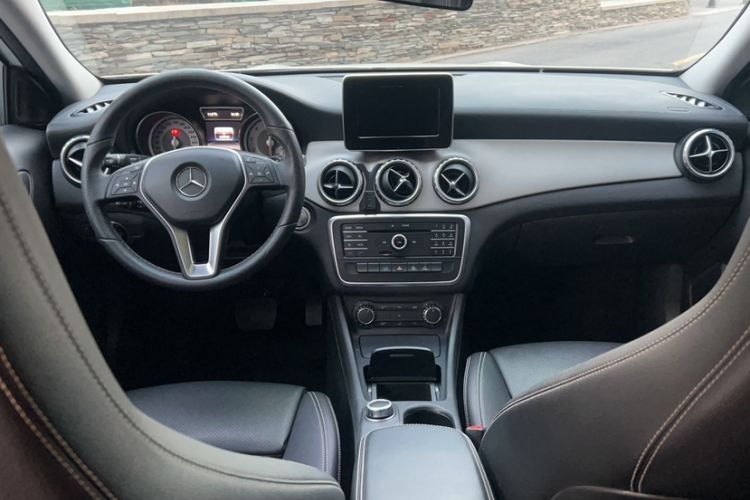 Used Mercedes-Benz GLA 2016 GLA 200 Fashion Model
