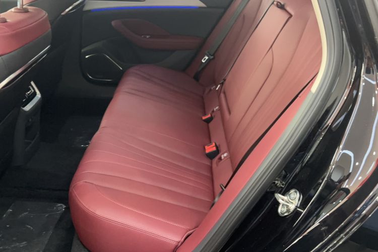 Used Hongqi H5 2025 2.0T Automatic Flag Edition – 500 000 Units Commemorative Version