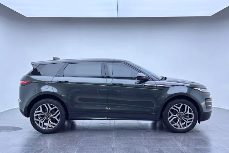 Used Land Rover Range Rover Evoque 2021 Range Rover Velar L 249PS R-Dynamic First Edition
