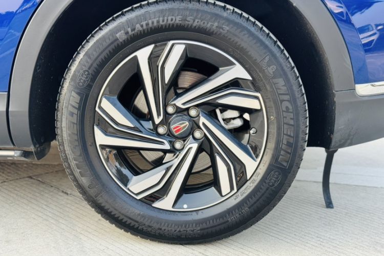 Used Hongqi HS5 2022 Revised Version 2.0T Smart Connect Flagship Edition
