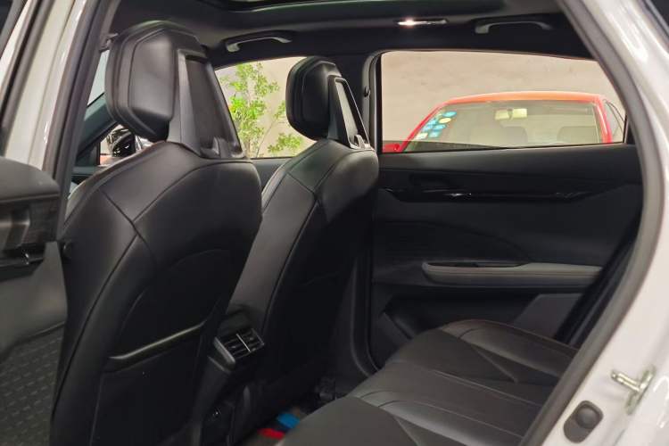 Used Changan UNI-V 2022 1.5T Prestige Version