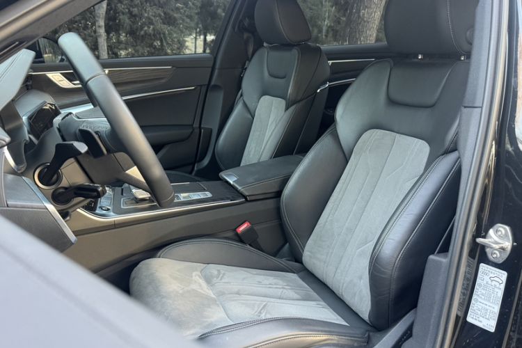 Used Audi A6L 2024 45 TFSI quattro Prestige Dynamic Edition
