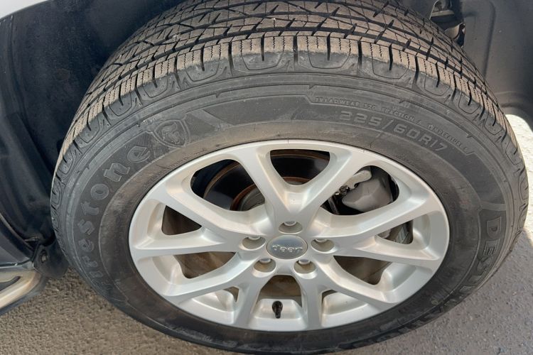 Used  Cherokee 2017 2.0L Superior Edition
