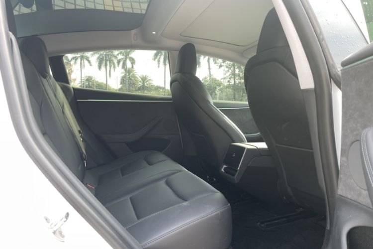 Used Tesla Model 3 2023 Long-Range All-Wheel-Drive Version