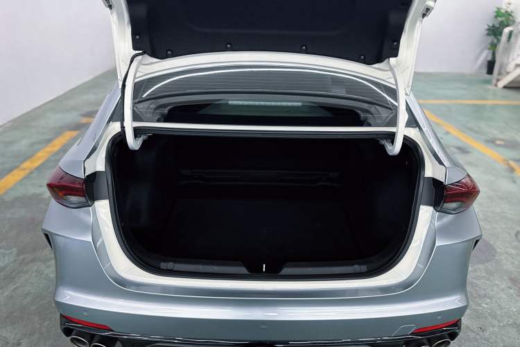 Used GAC Trumpchi EMPOW 2021 270T DCT J16 Version