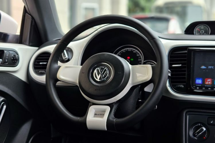 Used Volkswagen Beetle 2013 1.2TSI Comfort Model
