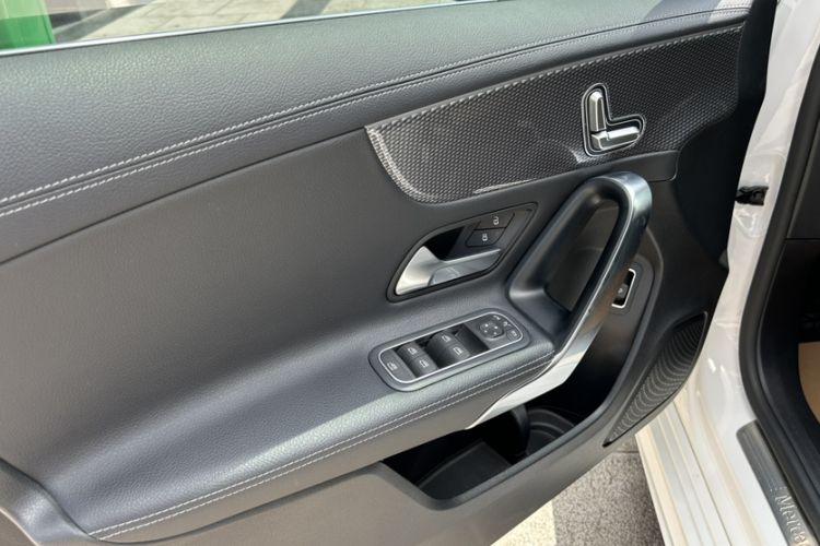 Used Mercedes-Benz A-Class 2020 Restyled A 200 L Sport Sedan Fashion Version
