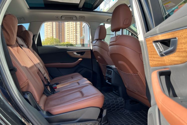 Used Audi Q7 2023 55 TFSI quattro S Prestige Edition
