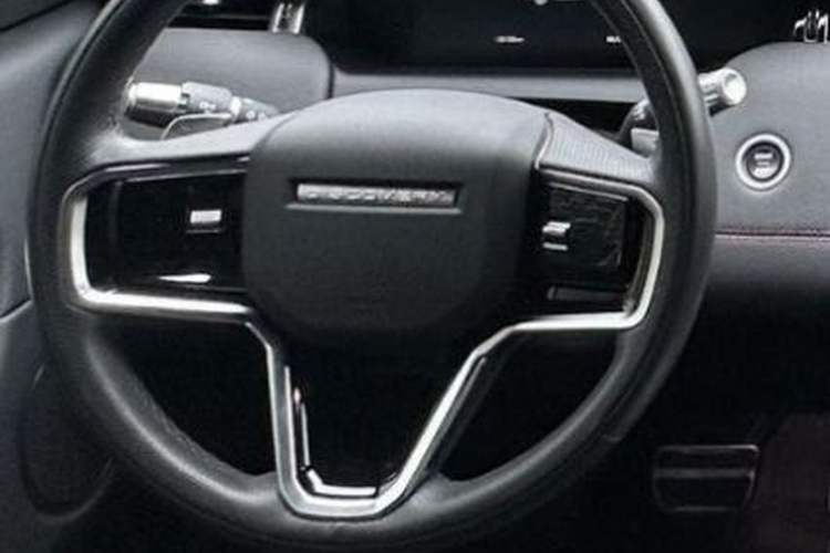 Used Land Rover Discovery Sport 2023 249 PS R-Dynamic SE Performance Tech Edition
