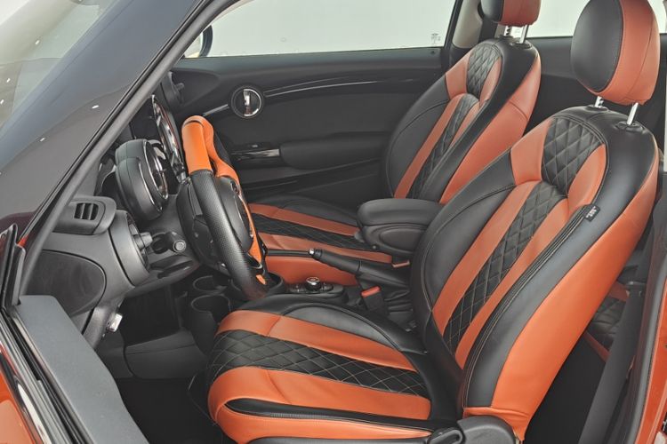 Used  MINI 2019 1.5T ONE PLUS
