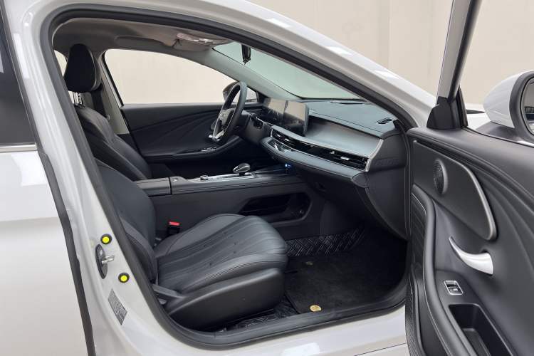 Used Chery Fengyun A8 2024 127 Long-Distance Edition Standard Version
