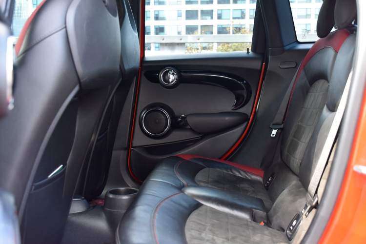 Used  MINI 2019 2.0T COOPER S Racing Edition Five-Door Version