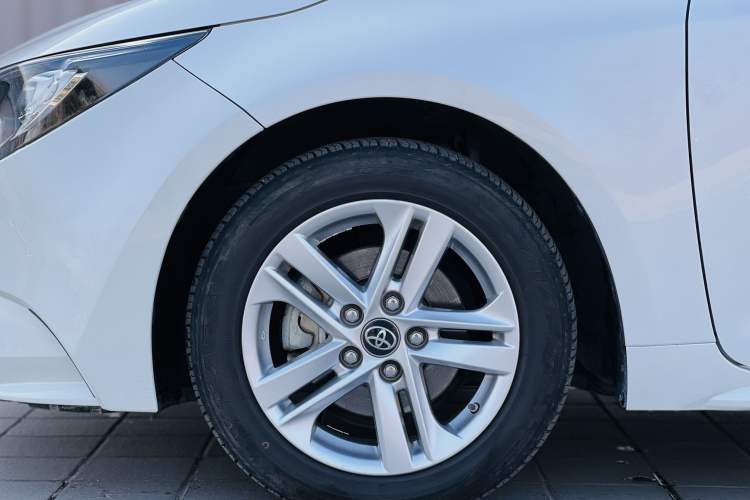 Used Toyota Levin 2019 185T CVT Luxury Edition China VI Standard
