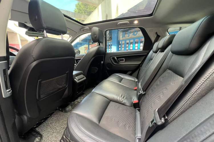 Used Land Rover Discovery Sport 2018 200 PS PURE Edition
