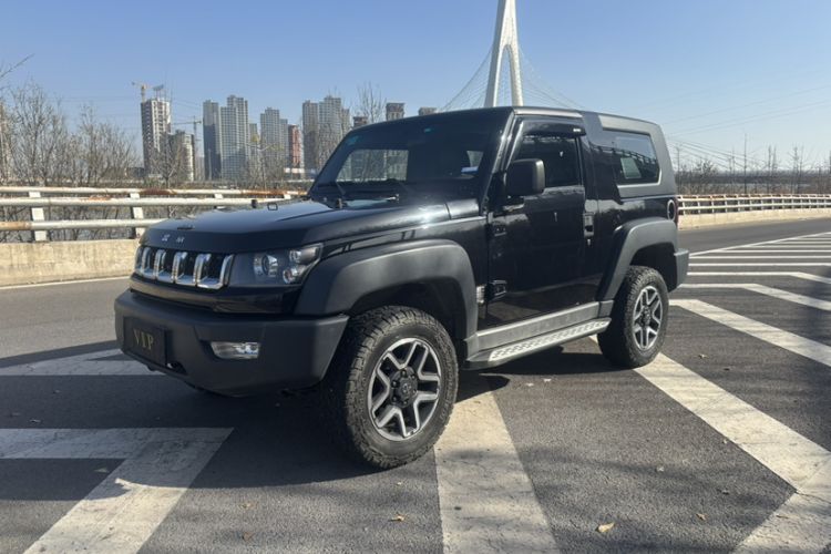 Used Beijing Auto BJ40 2016 2.3T Automatic Four-Wheel Drive Premium Edition
