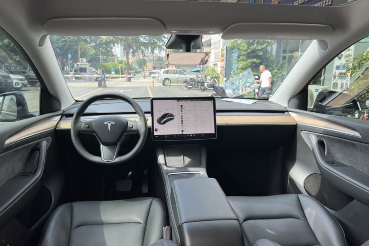 Used Tesla Model Y 2021 Revised Version 2 Long-Range All-Wheel-Drive Edition
