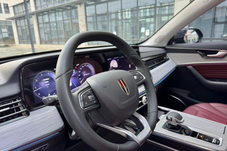 Used Hongqi HS5 2025 2.0T Two-Wheel-Drive Xuan Ying Edition