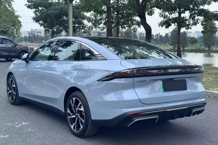 Used  L6 2024 125km Creative Edition
