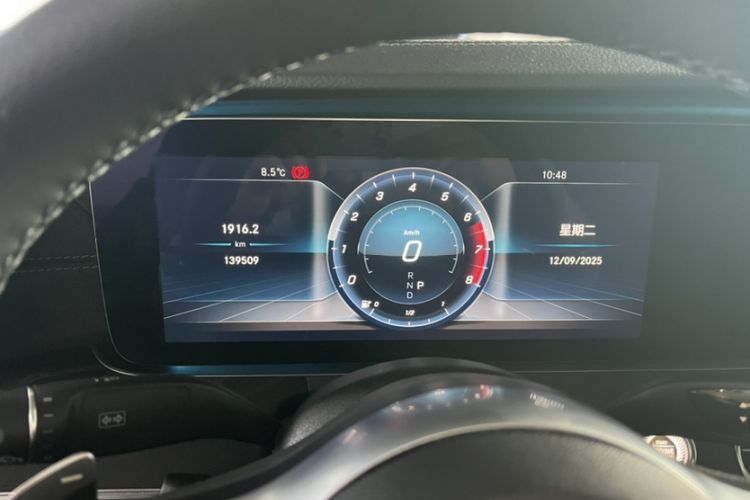 Used Mercedes-Benz E-Class 2019 E 300 L Sporty and Stylish Model
