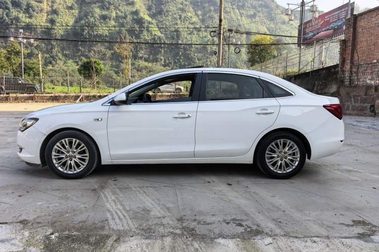 Used Buick GT 2016 15N Automatic Luxury Edition
