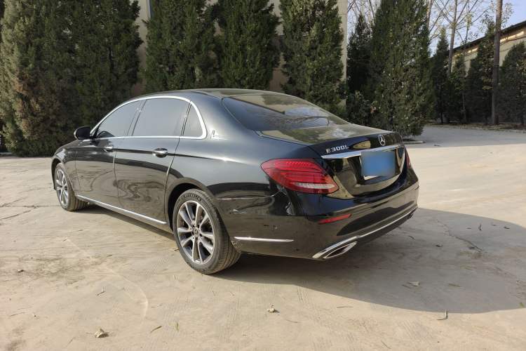 Used Mercedes-Benz E-Class 2020 E 260 L