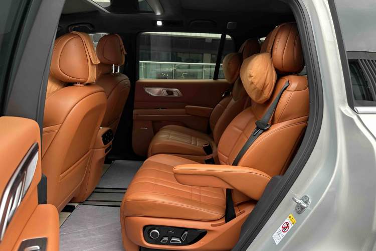 Used  S09 2025 Four-Wheel Drive Ultra+ Custom Edition
