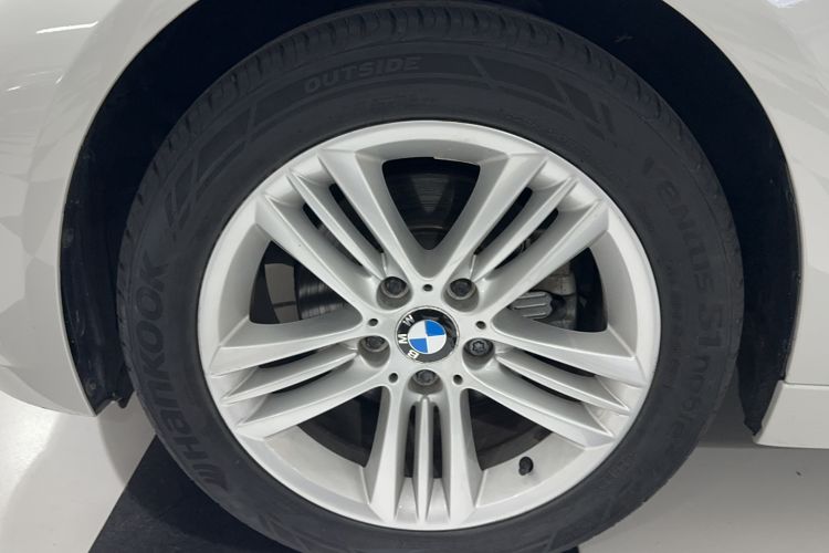 Used BMW 3 Series 2016 320Li Fashion Model
