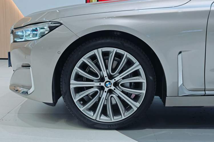 Used BMW 7 Series 2021 740Li Leading Edition Luxury Package
