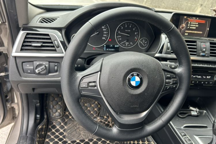 Used BMW 3 Series 2016 320Li Fashion Model
