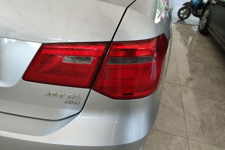 Used Volkswagen Jetta 2015 Value Edition 1.6L Automatic Fashion Version
