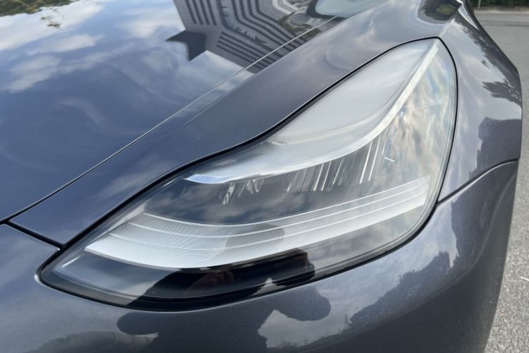 Used Tesla Model 3 2019 Long-Range Rear-Wheel-Drive Version
