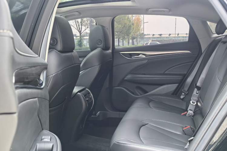 Used Buick LaCrosse 2021 652T Luxury Model
