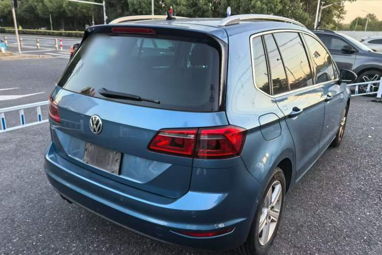 Used Volkswagen Golf 2015 1.4TSI Sportsvan
