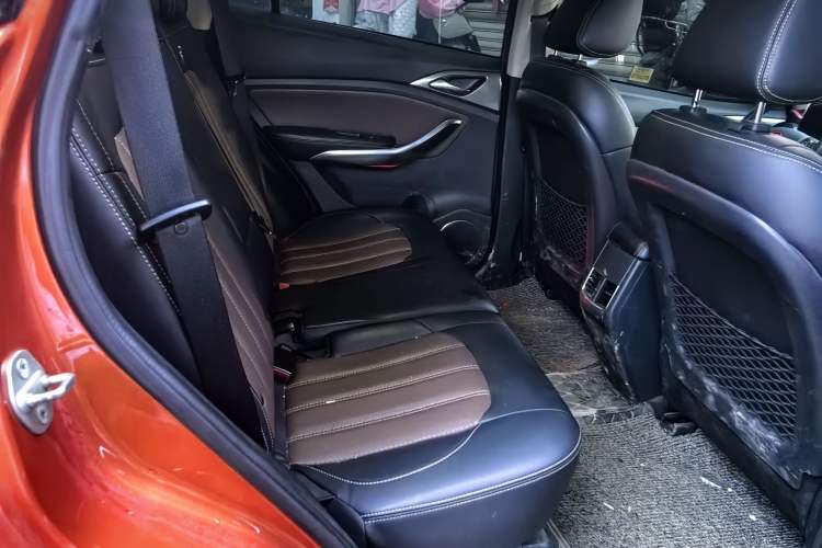 Used BYD Song 2017 Gaishi Upgrade Edition 1.5TI Manual Elite Model
