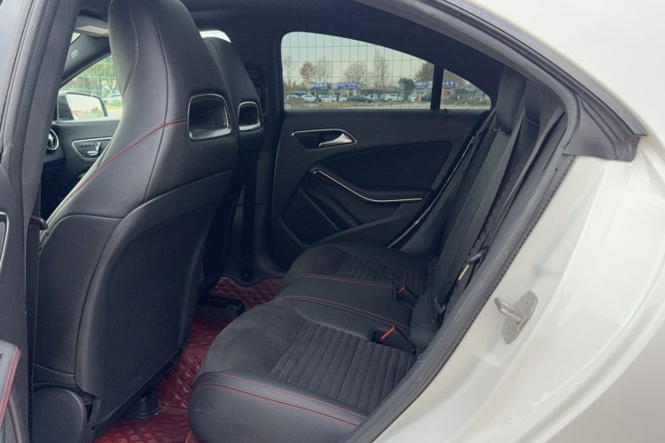 Used Mercedes-Benz CLA 2018 CLA 220 4MATIC
