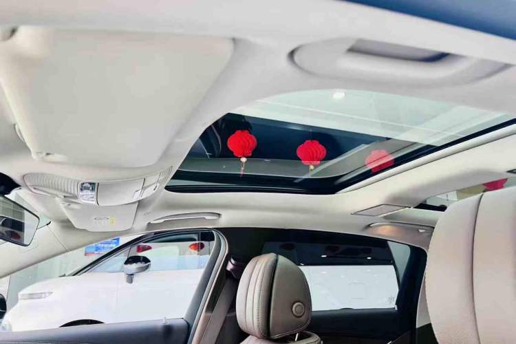 Used Mercedes-Benz E-Class 2021 E 260 L
