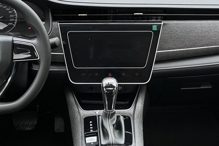 Used Venucia D60 2023 PLUS 1.6L XL CVT Yue Ling Edition
