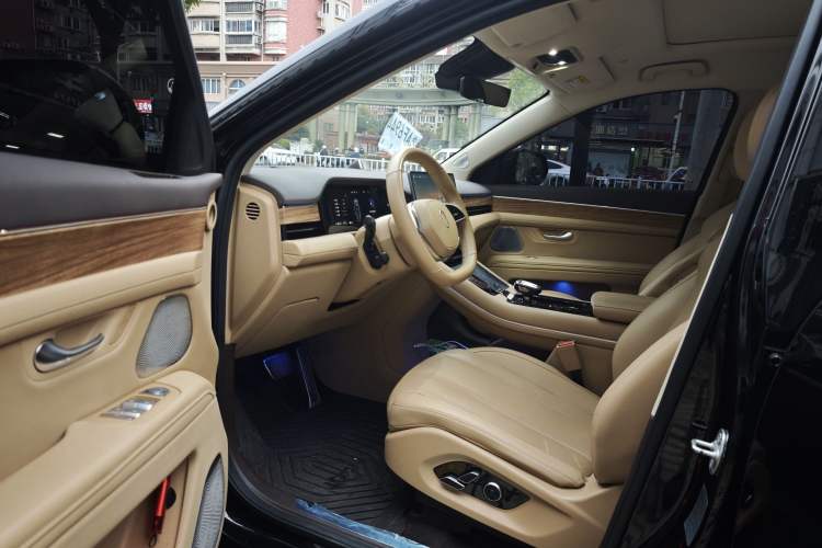 Used Hima AITO M7 2024 1.5T Intelligent Driving 4WD Max Edition 5 Seats
