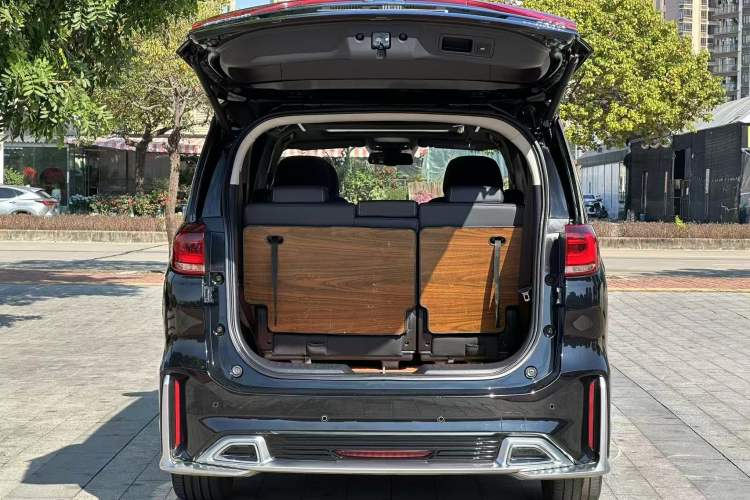 Used GAC Trumpchi M8 2021 Master Series 390T Prestige Edition
